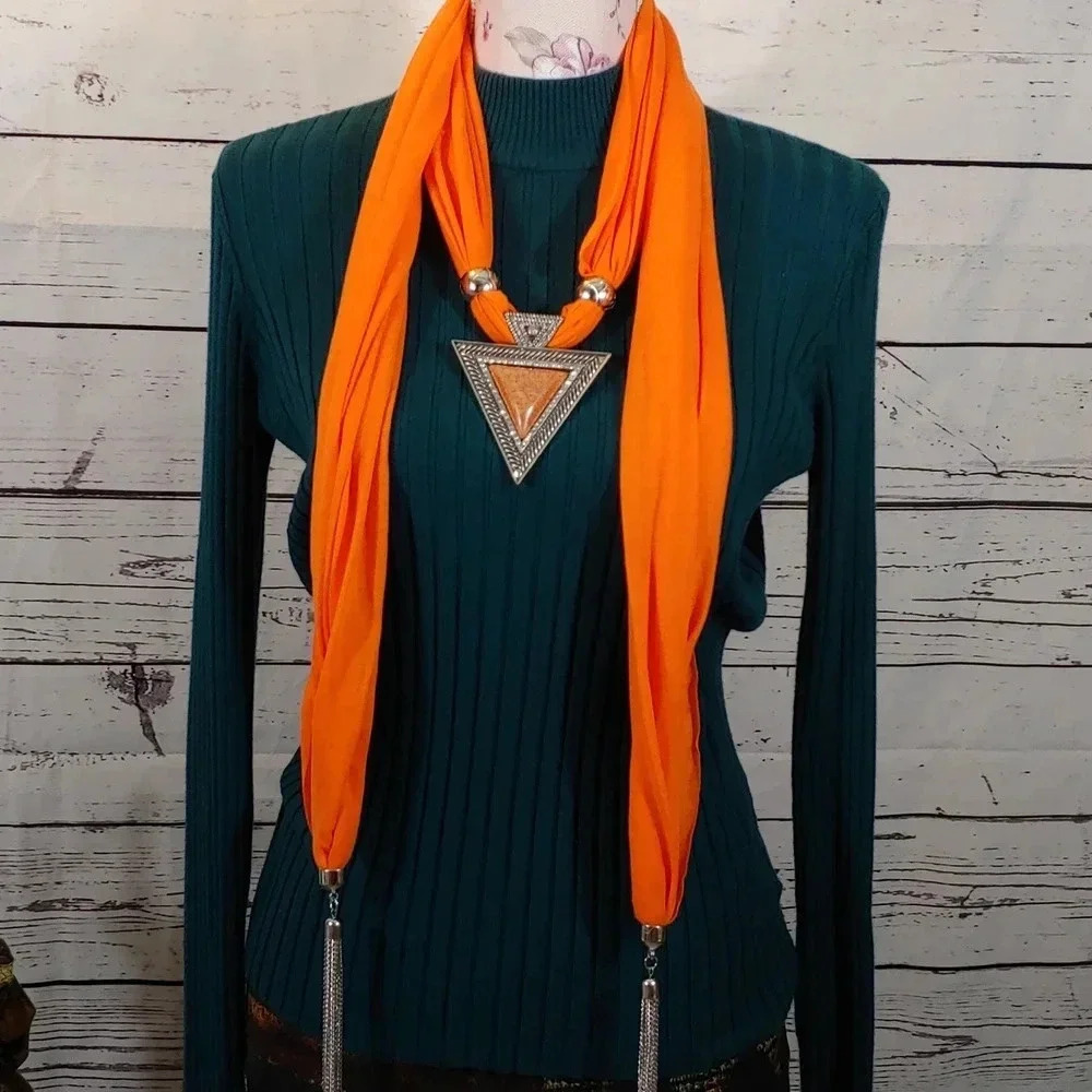 Scarf jewelry - Picture 2 of 5